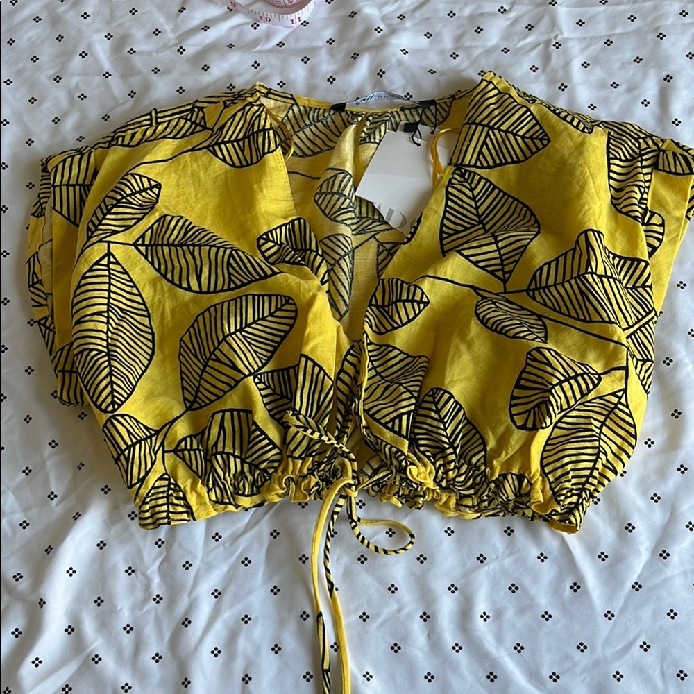 Yellow Black Tie Front Crop Blouse